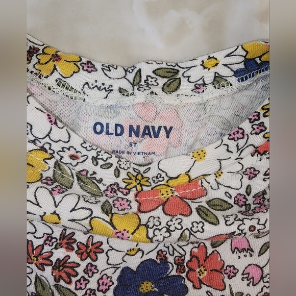 Old Navy 5T Kids Floral Long Sleeve Tee - Multicolor - Picture 2 of 2